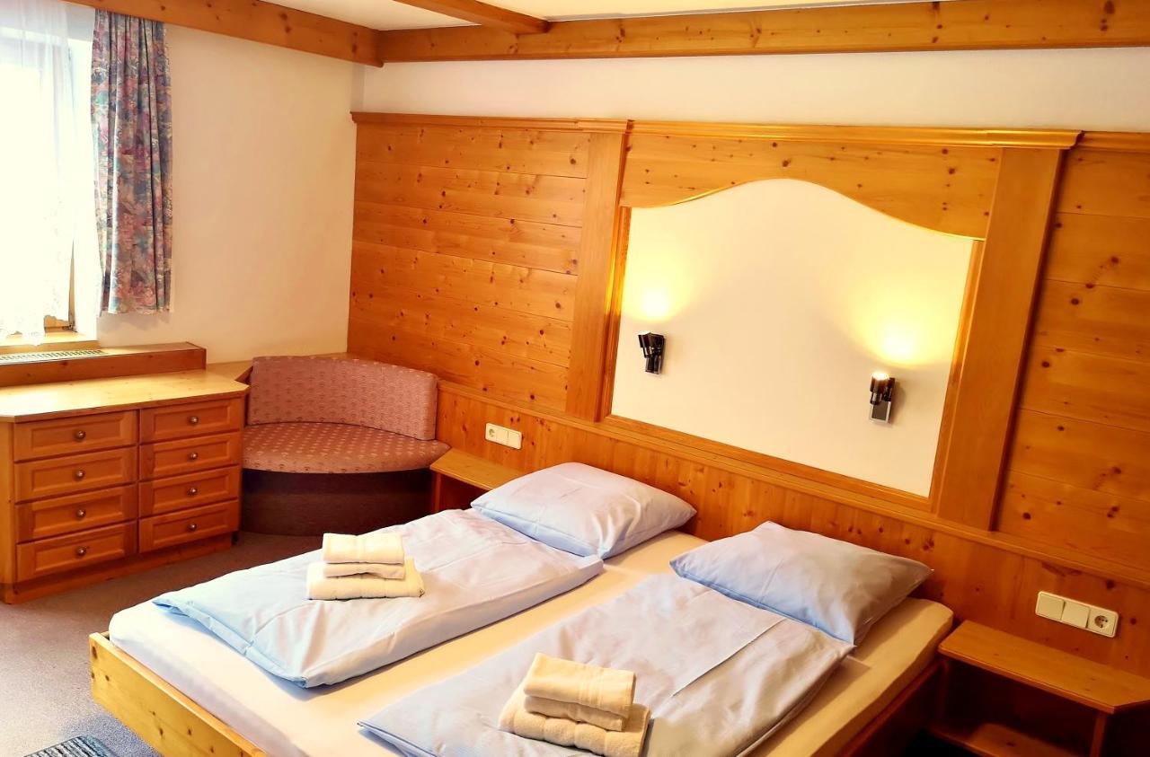 Astoria Appartements オーバーアウ エクステリア 写真