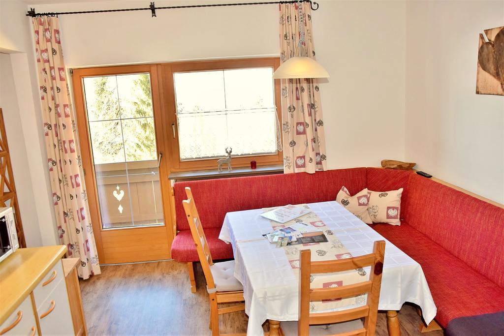 Astoria Appartements オーバーアウ エクステリア 写真