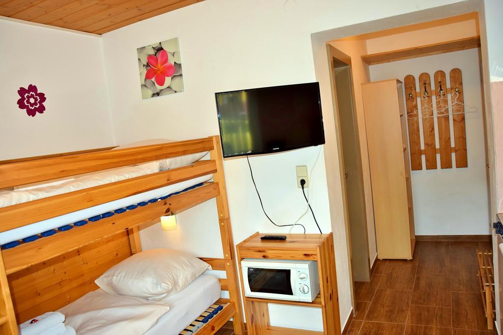 Astoria Appartements オーバーアウ エクステリア 写真